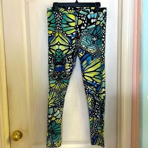 Adidas Butterfly Print Leggings Size M.
